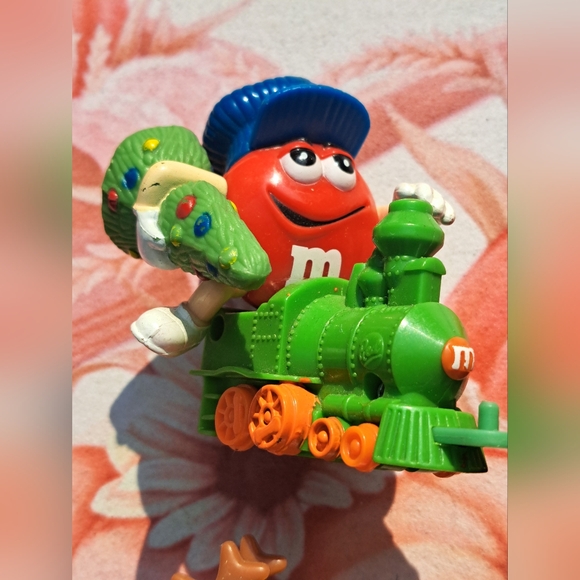 M&M Train Bundle - Picture 7 of 8